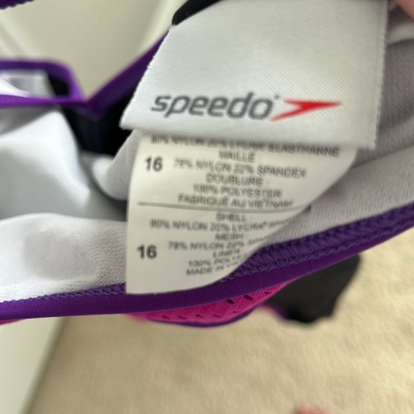 Donating Soon **Speedo Girl’s Racerback One Piece Swimsuit Size 16 - Picture 3 of 3